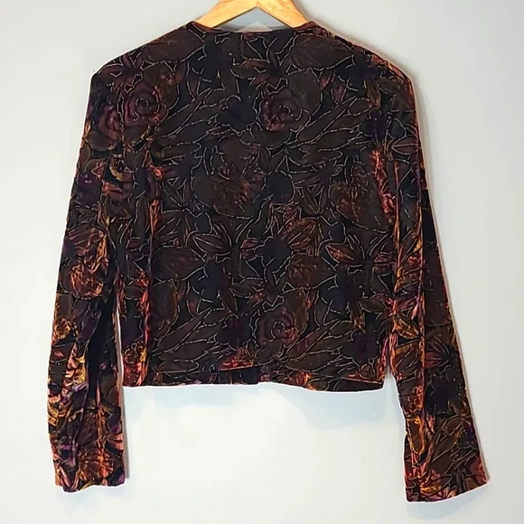 Women's Floral Velvet Jacket - Picture 5 of 8